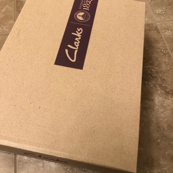 CLARKS! Black Snake skin Shoes. 8.0 - Picture 4 of 14